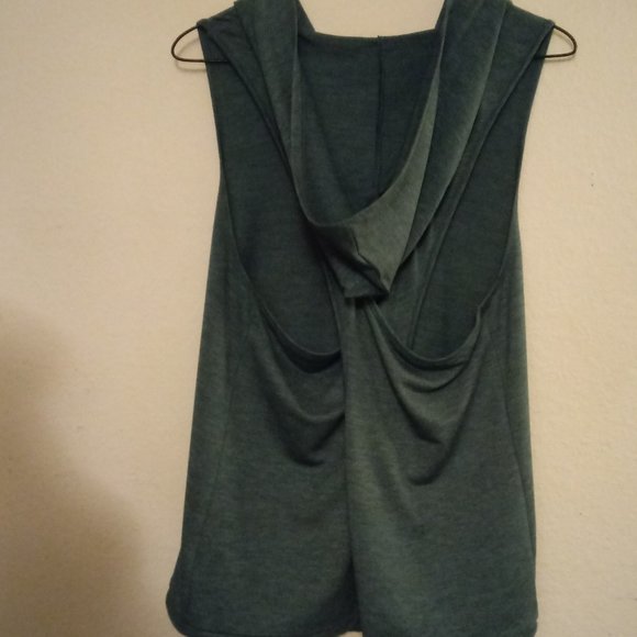 Victoria Secret Hoody tank - Picture 14 of 16